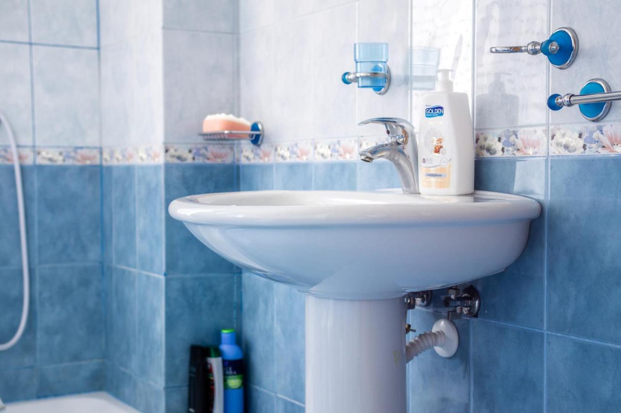 Center Two Private Bedrooms Near Scanderbeg Square On Shared *